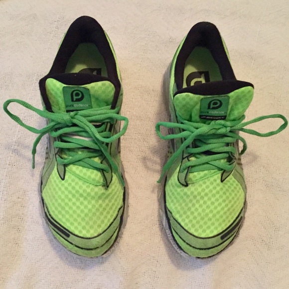 brooks pure cadence green